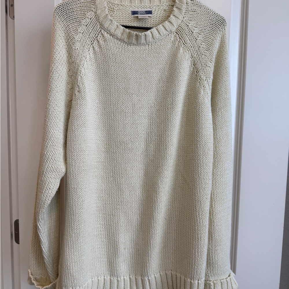 GAP Vintage Light Cream Crew Neck Sweater